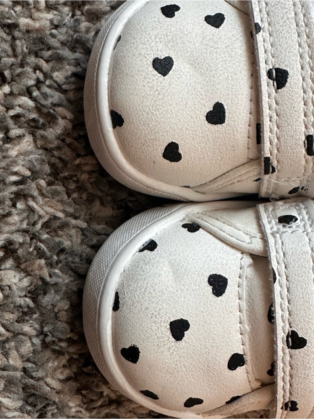 Carter's White Sneakers with Black Heart Print and Velcro - Picture 3 of 5